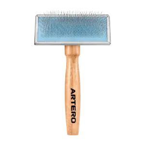 Pipo Classic Slicker Brush Small by Artero