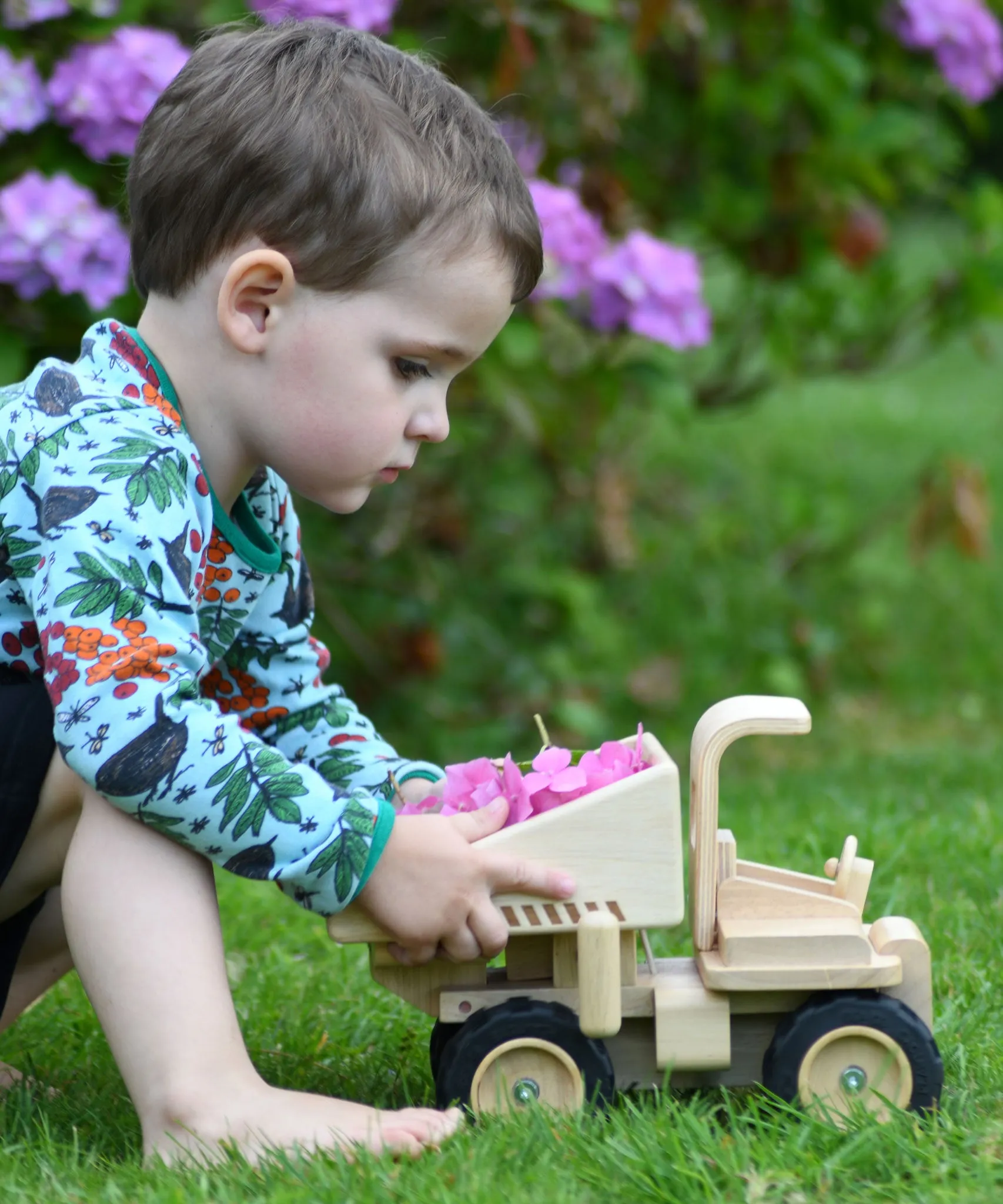 Plan Toys Special Edition Natural Dump Truck