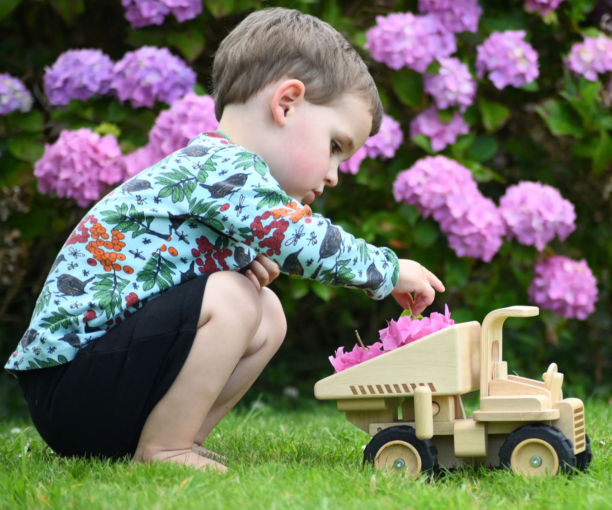 Plan Toys Special Edition Natural Dump Truck
